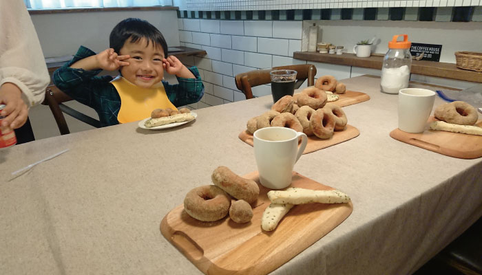 ナチュラルな家　かわいいお家　京都　離乳食パン