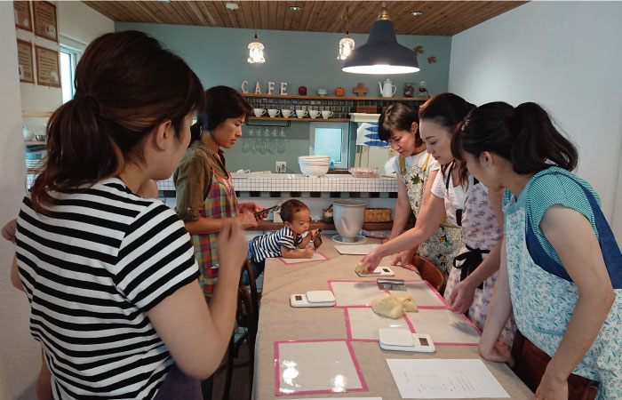 ナチュラルな家　かわいいお家　京都　離乳食パン